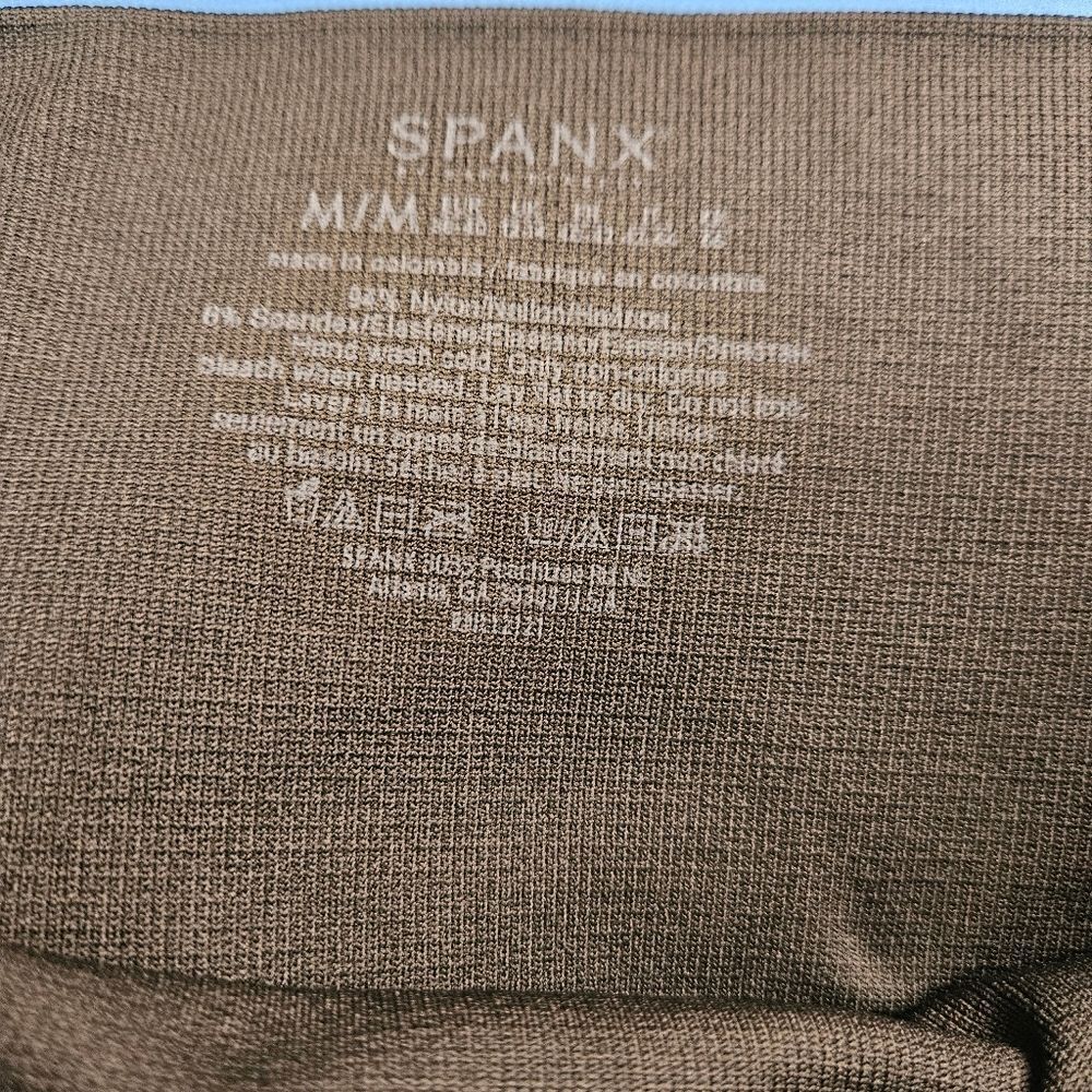 Spanx army green camo color leggings medium size - Picture 5 of 6